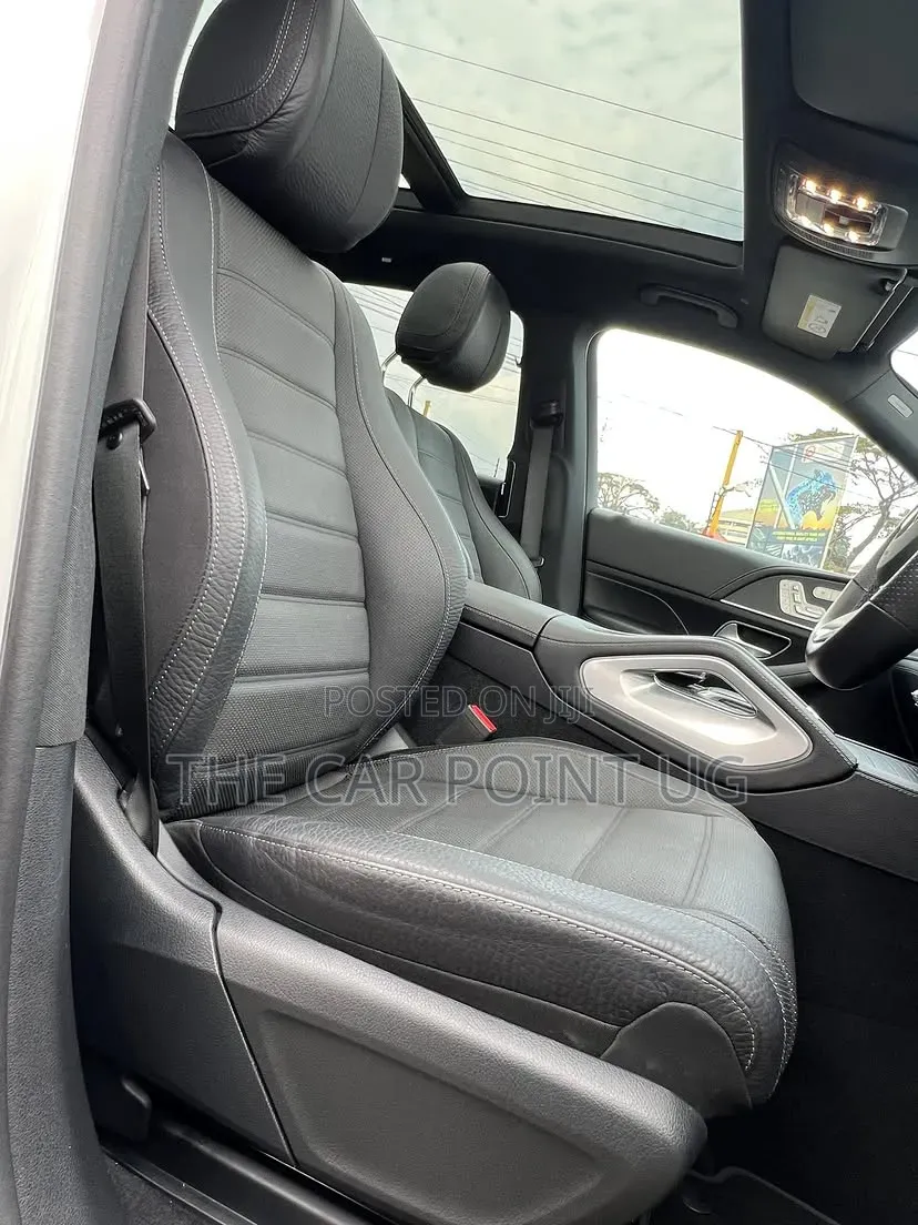 Mercedes-Benz GLS-Class 2023 White