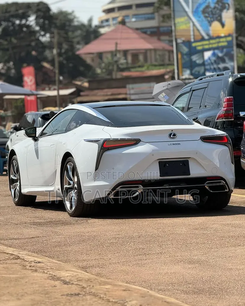 Lexus LC 500h RWD 2018 White