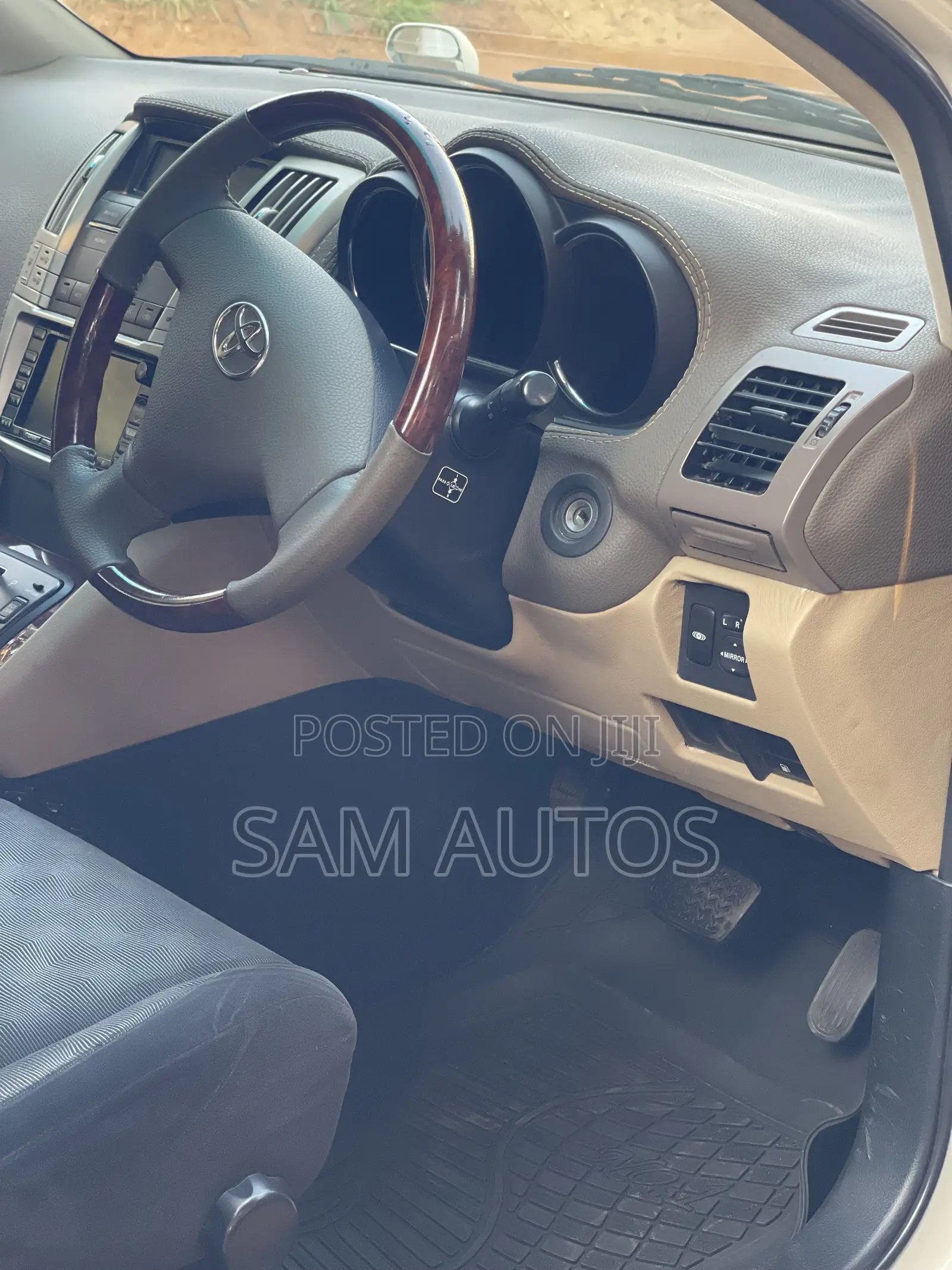 Toyota Harrier 2008 White