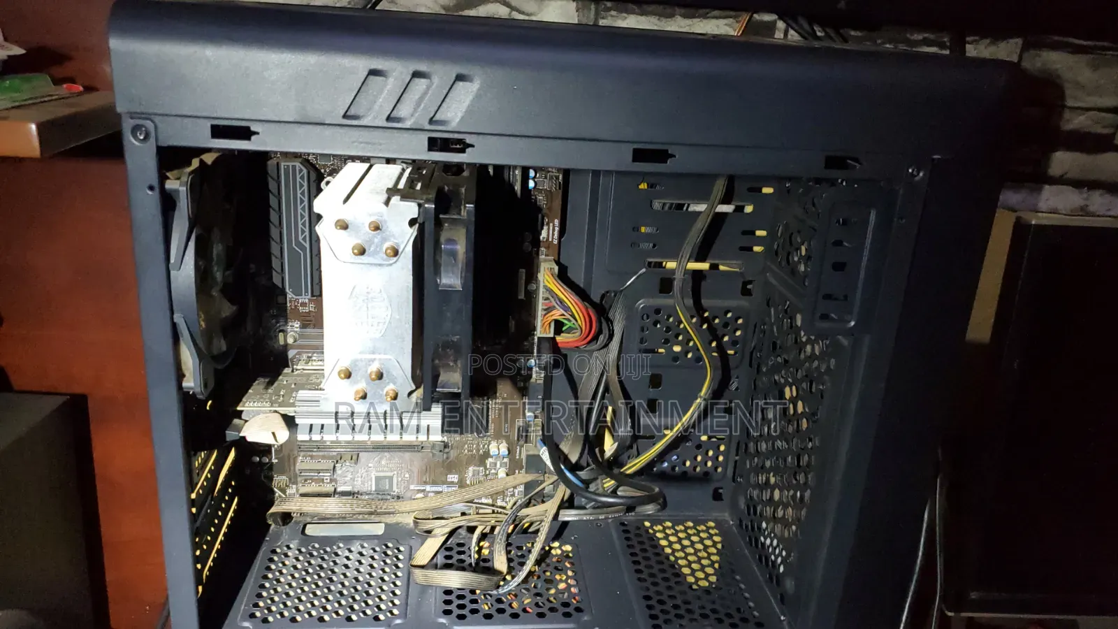 Desktop Computer 24GB Nvidia SSD 256GB
