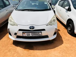 Toyota Aqua 2012 White