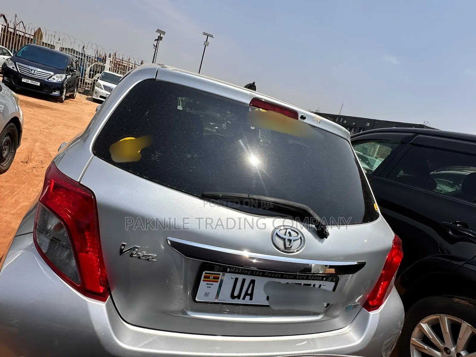 Toyota Vitz 1.3 AWD 3dr 2012 Silver