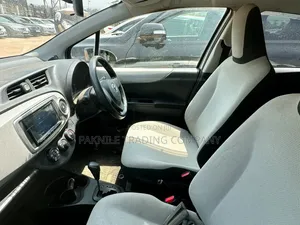 Toyota Vitz 1.3 AWD 3dr 2012 Silver