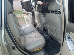 Prado Vx for Hire