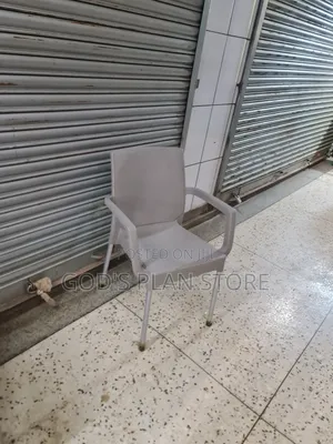 Plain Gray Plastic Chairs Plastic Chairs for Garden Beach Bar and Hote