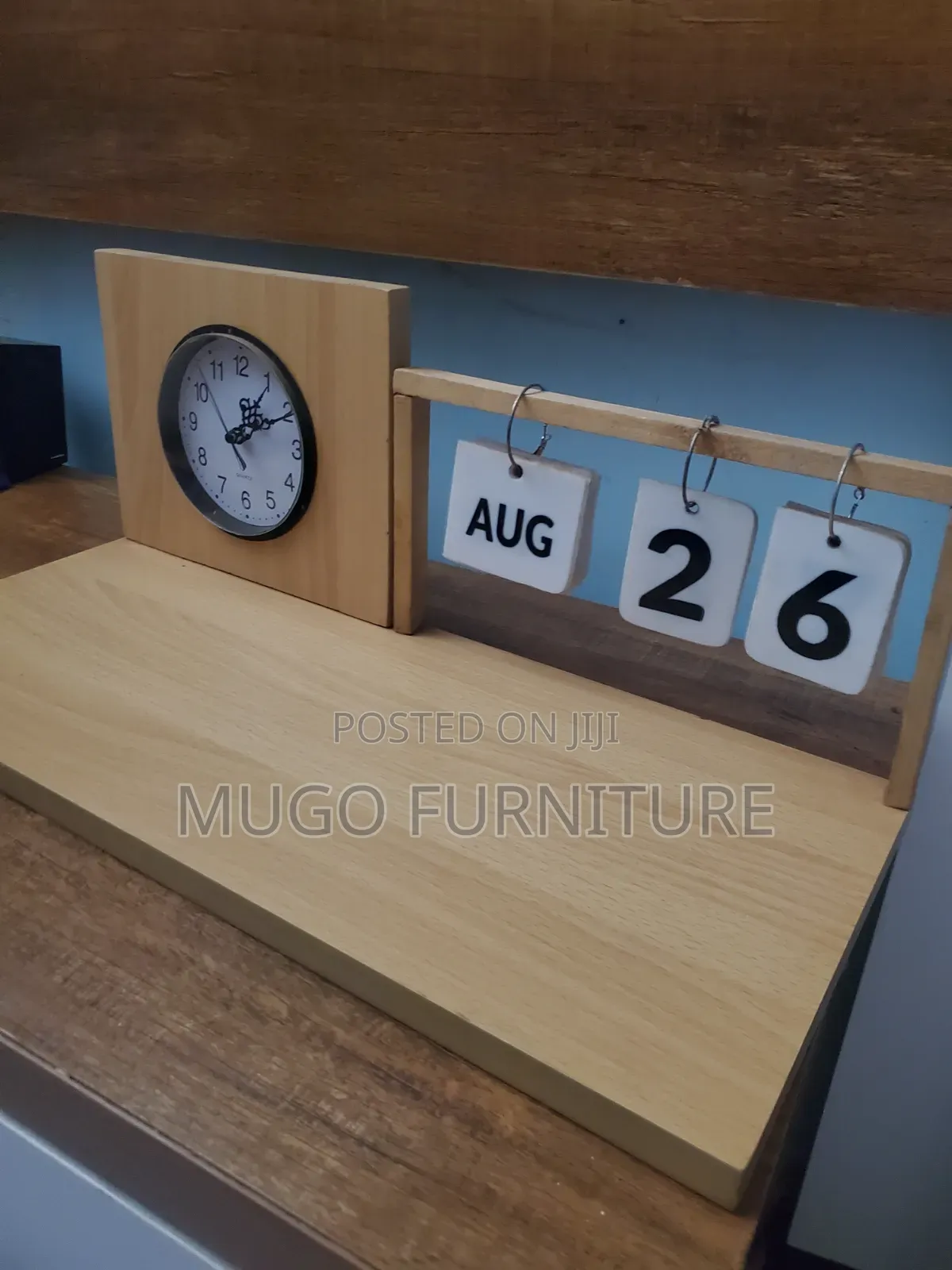 Endless Manual Calendar With Clock