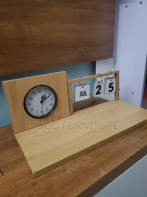 Endless Manual Calendar With Clock