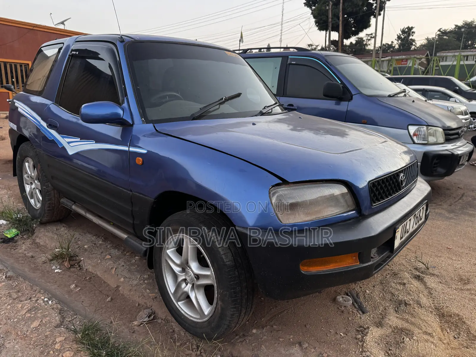 Toyota RAV4 1995 Blue