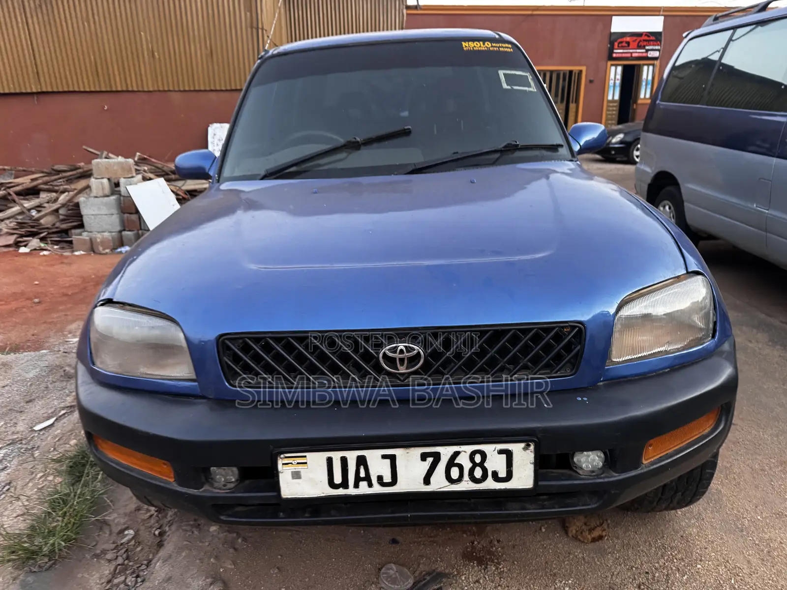 Toyota RAV4 1995 Blue