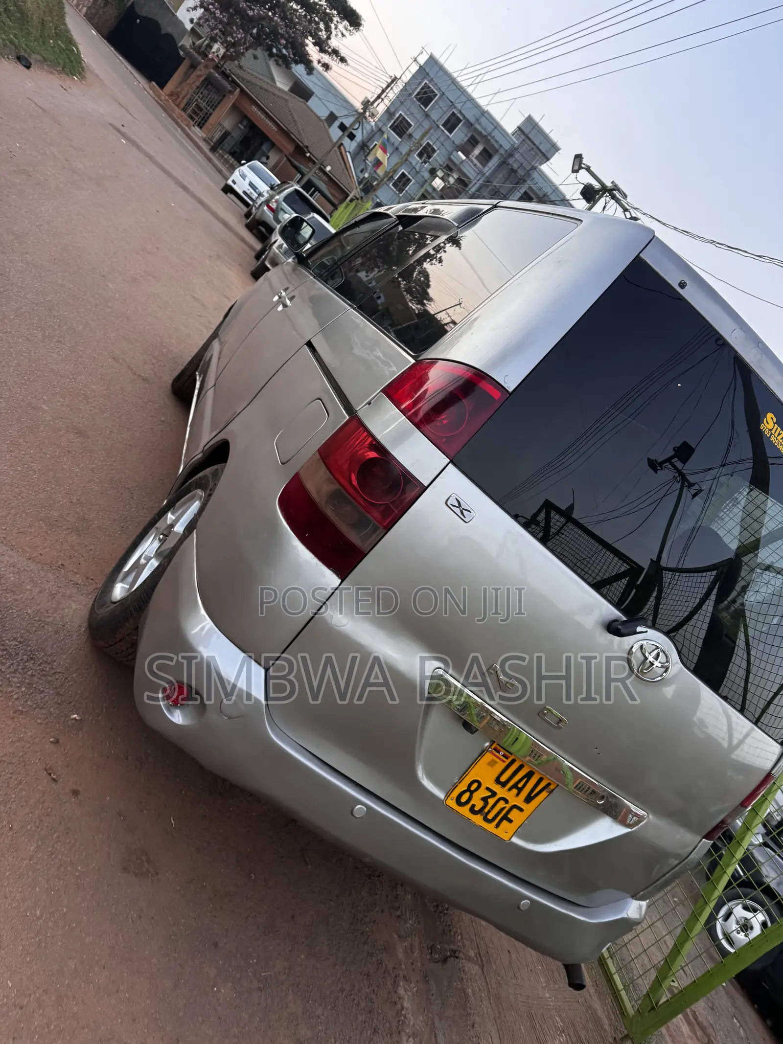 Toyota Noah 2003 Silver