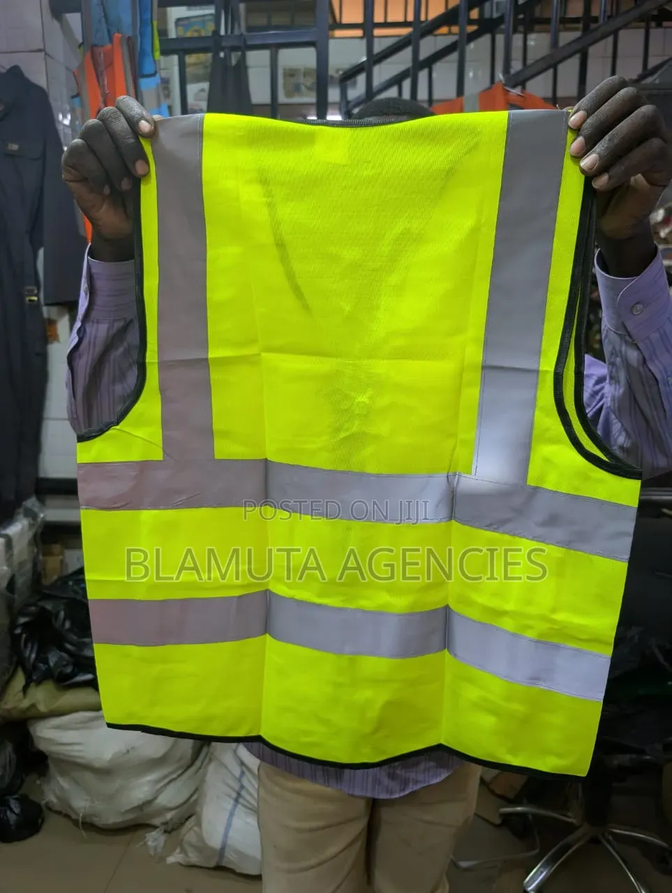 Reflective Vests Green Pockets and Zip
