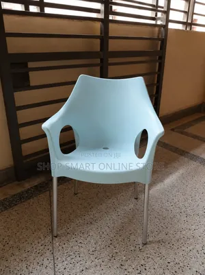 Whitenive Steel Legs Outdoor Plastic Chairs Plastic Chairs