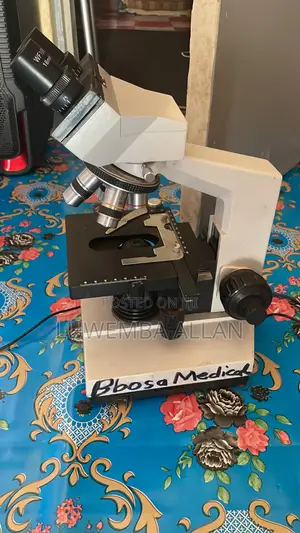 Microscope