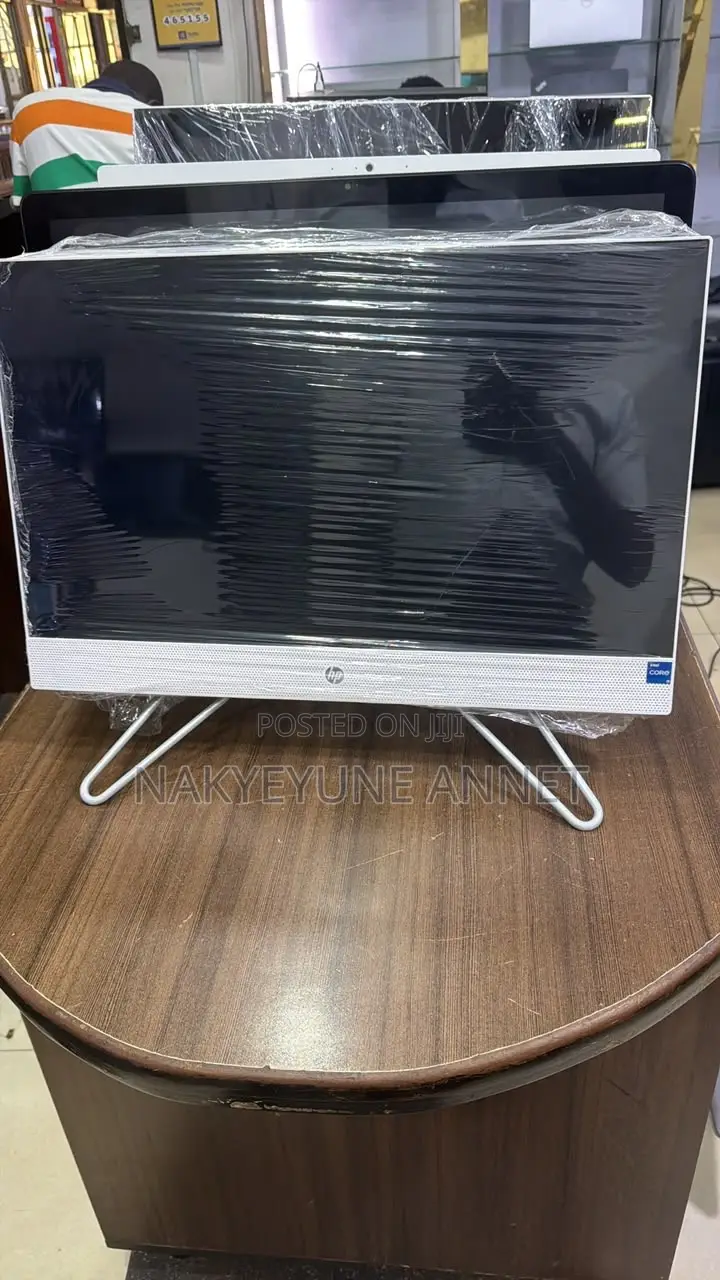 Desktop Computer HP 16GB Intel Core i5 SSD 512GB
