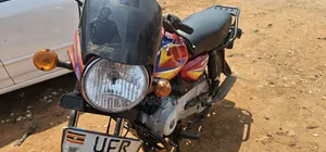 Bajaj CT 125X 2022 Red