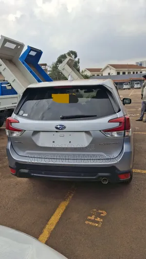 Subaru Forester 2019 Silver