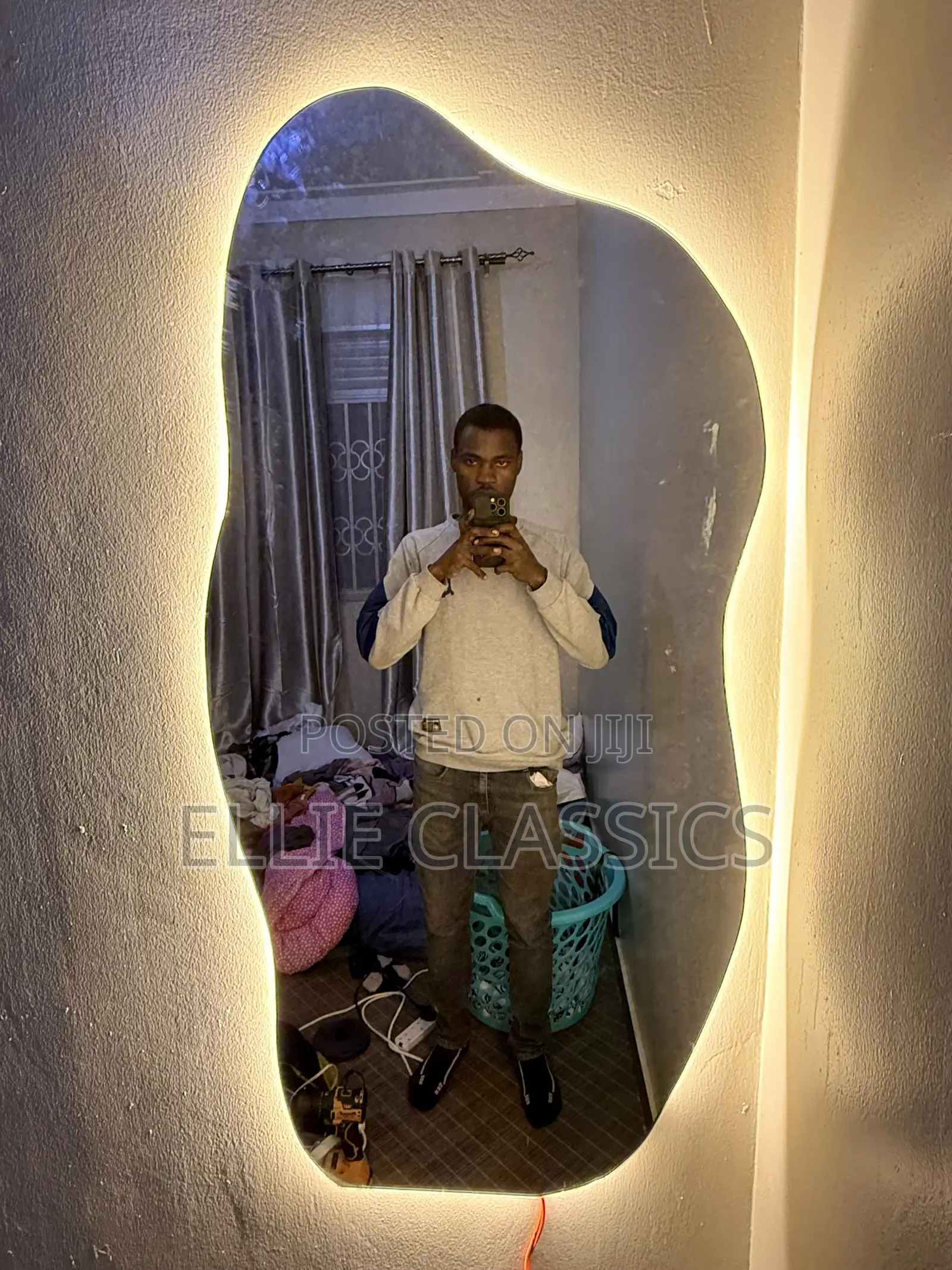 Side Shapeless Mirror