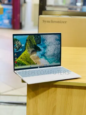 New Laptop HP Pavilion 13 16GB AMD Ryzen 5 SSD 512GB