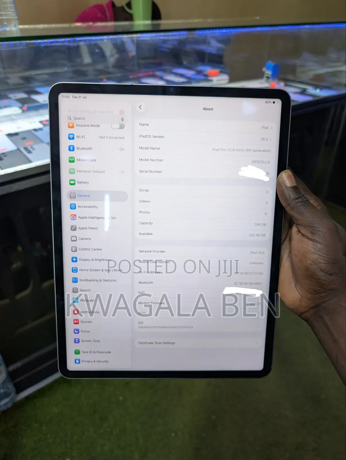 New Apple iPad Pro 12.9 (2022) 256 GB Gray