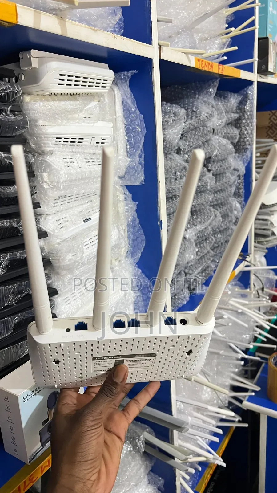 Tenda F6 Router