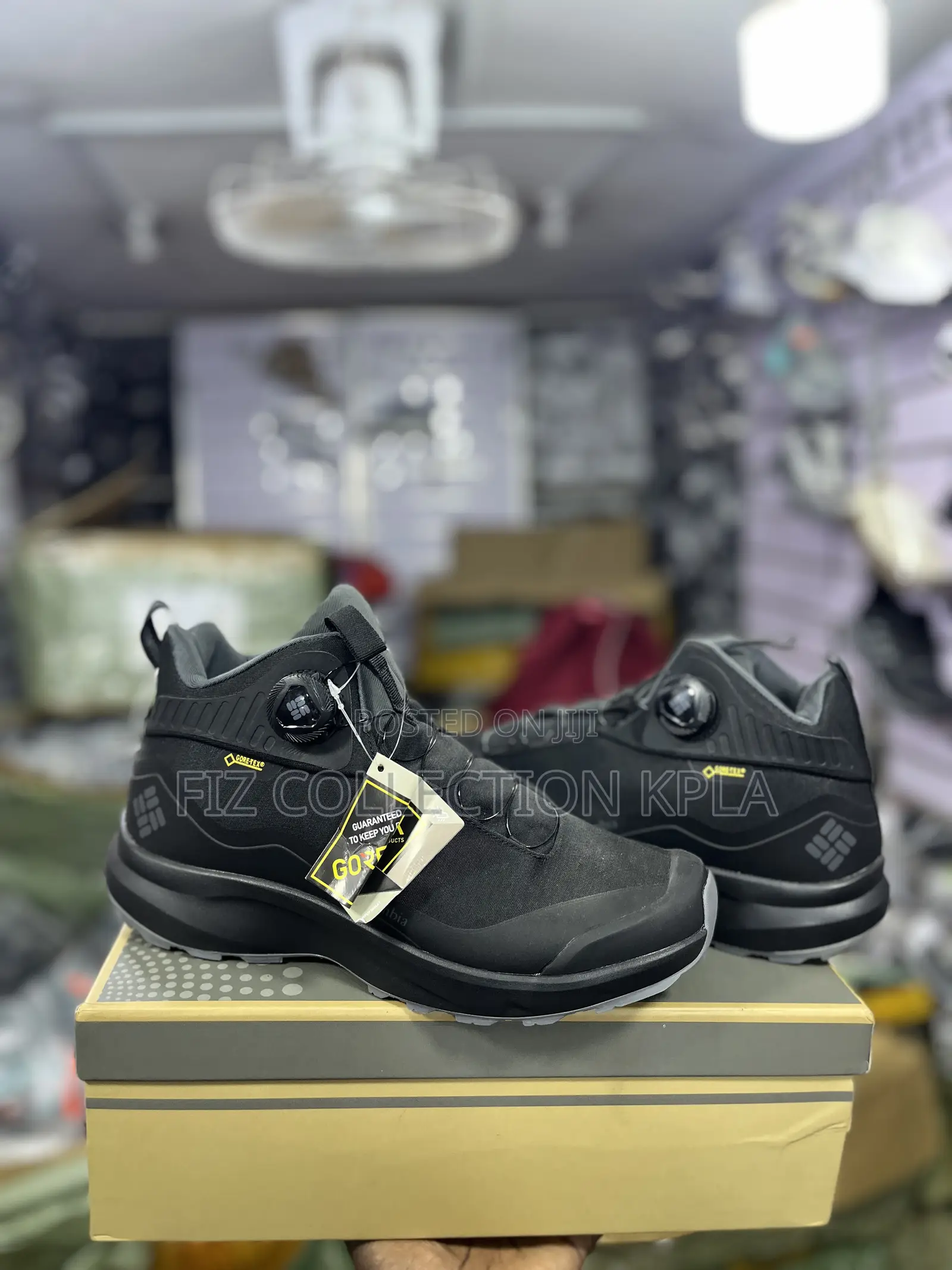 Original Black Columbia Gore-Tex Waterproof Hiking Sneakers