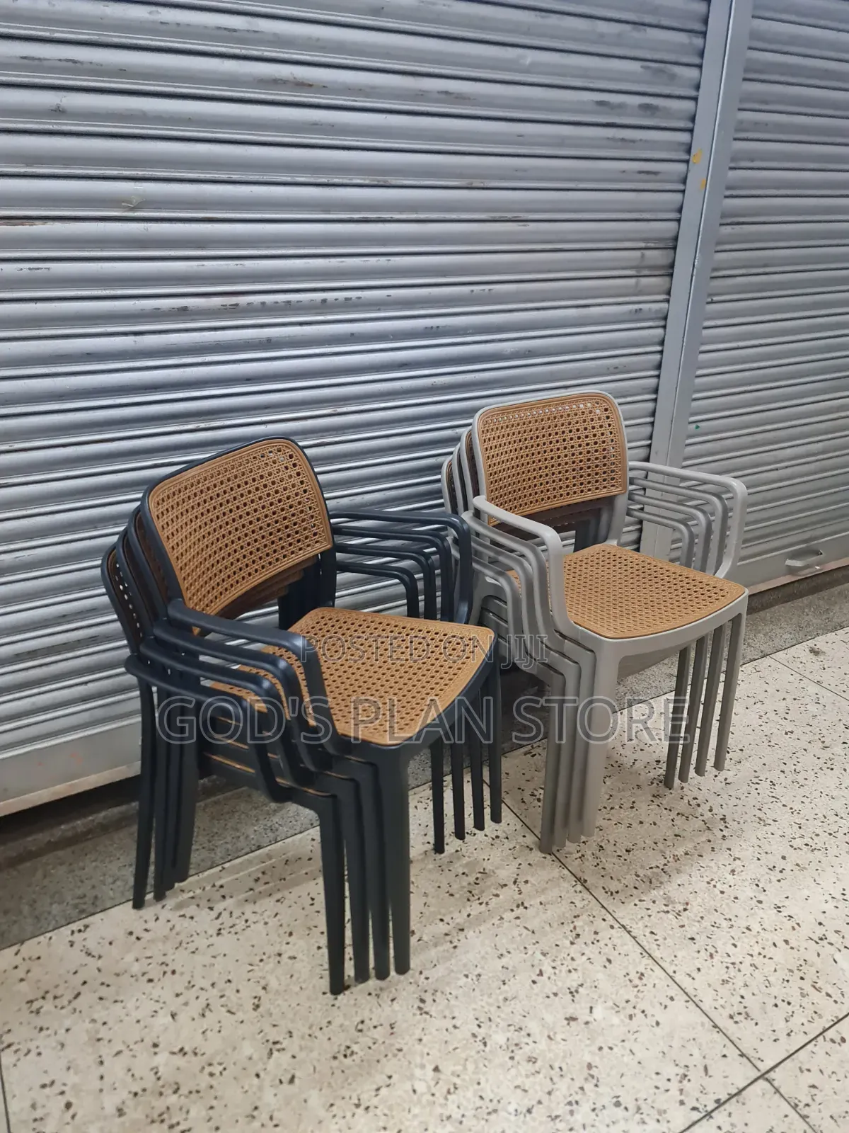 Linea-Mesh Back Plastic Chairs Plastic Chairs