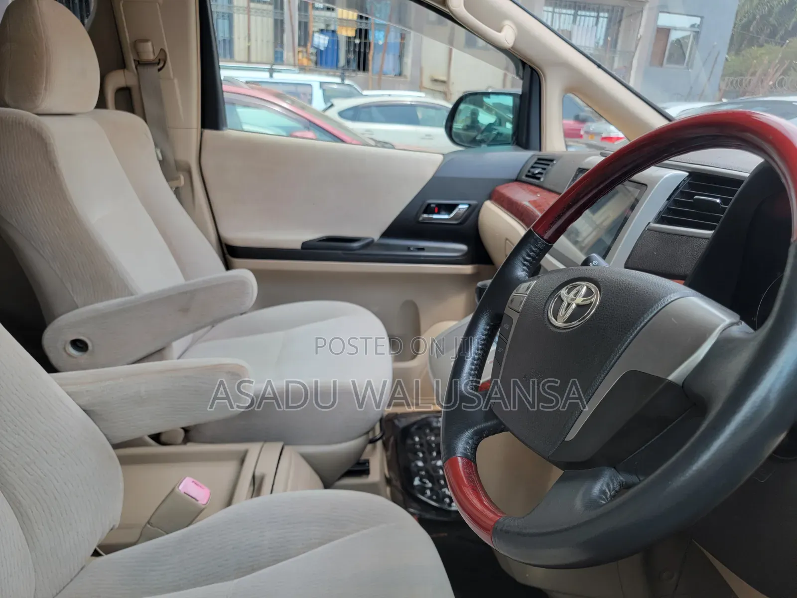 Toyota Alphard 2009 White