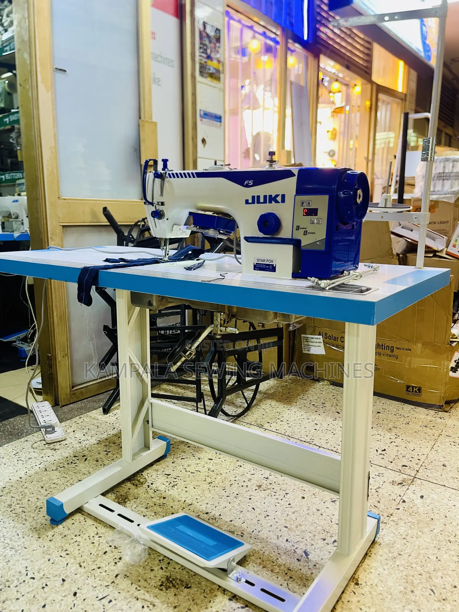 Juki Industrial Sewing Machine