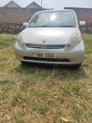 Toyota Passo 2005 Silver