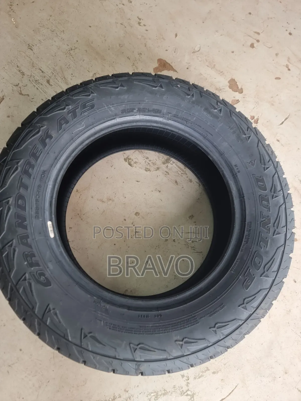 265/60r18 Dunlop Grandtrek AT5 Design.