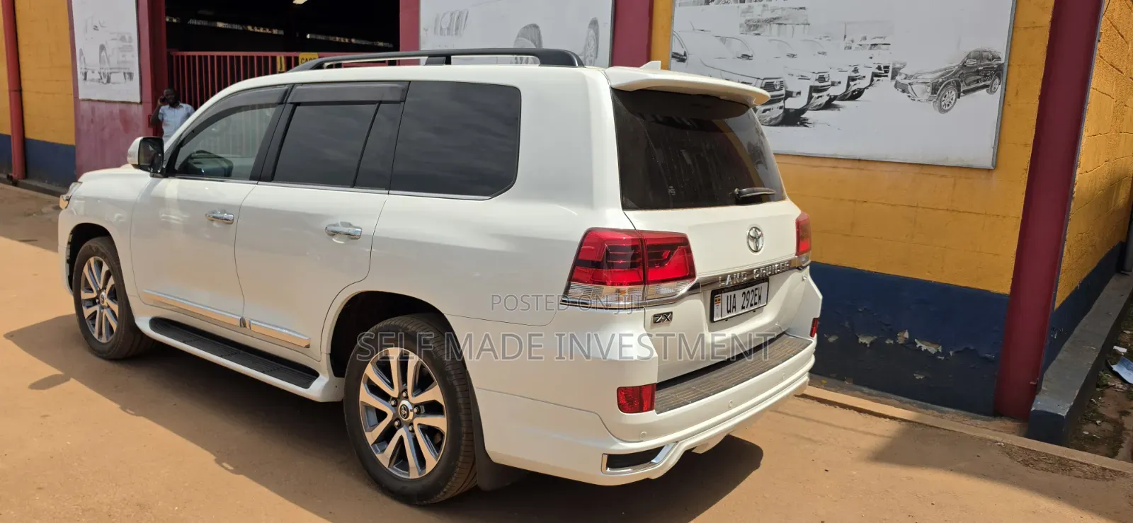 Toyota Land Cruiser 2017 White