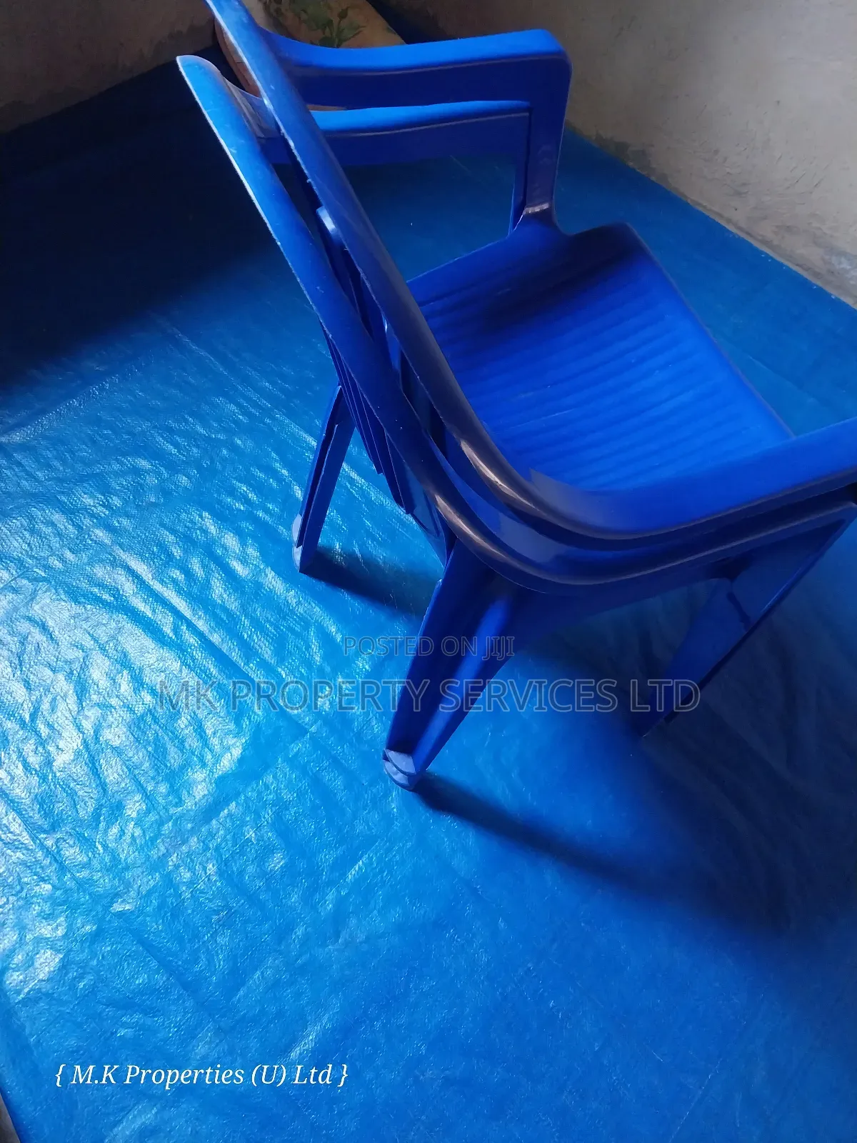 Plastic Chairs at Cheap Price