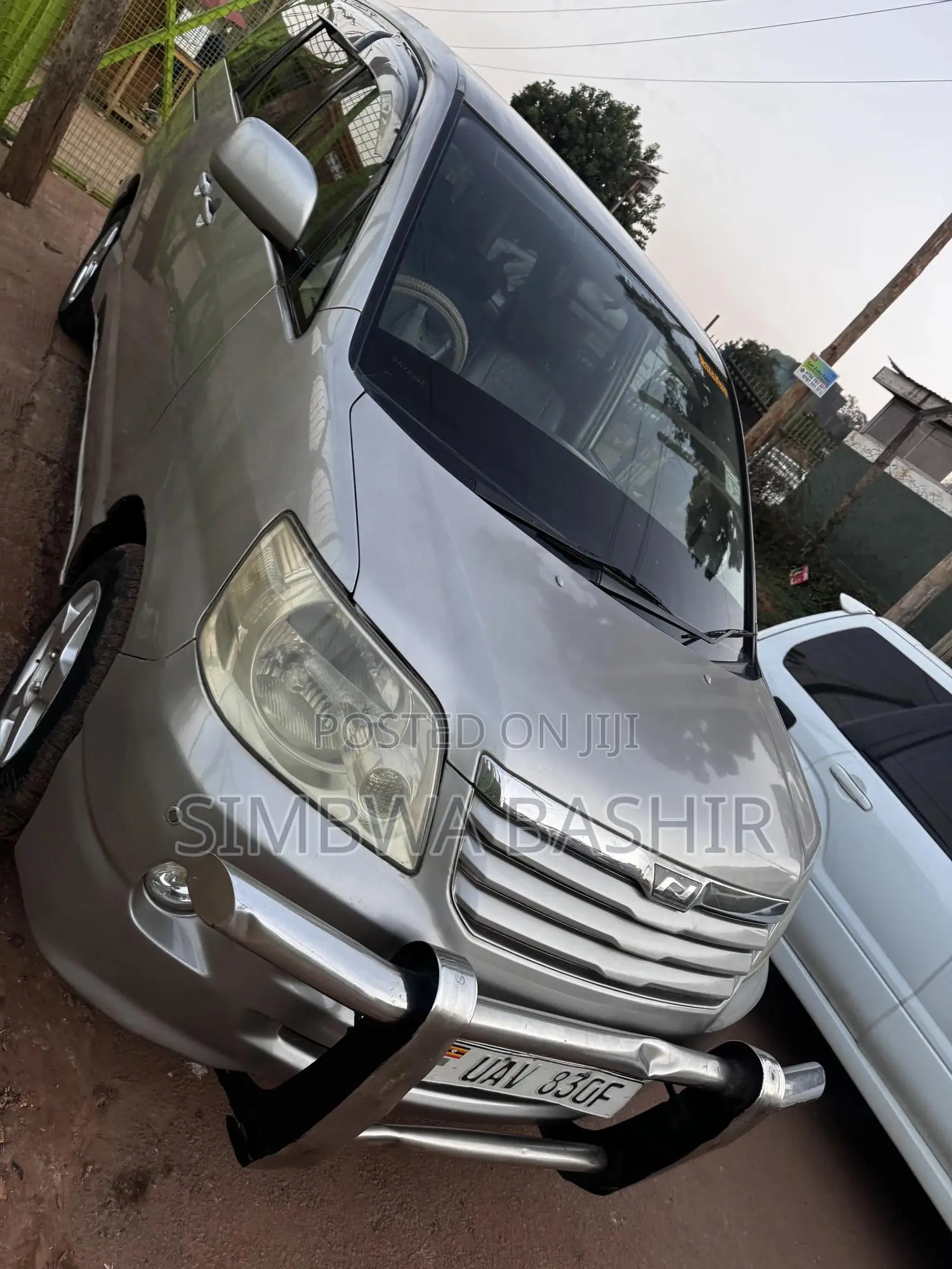 Toyota Noah 2003 Silver