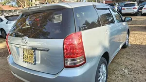 Toyota Wish 2007 Silver