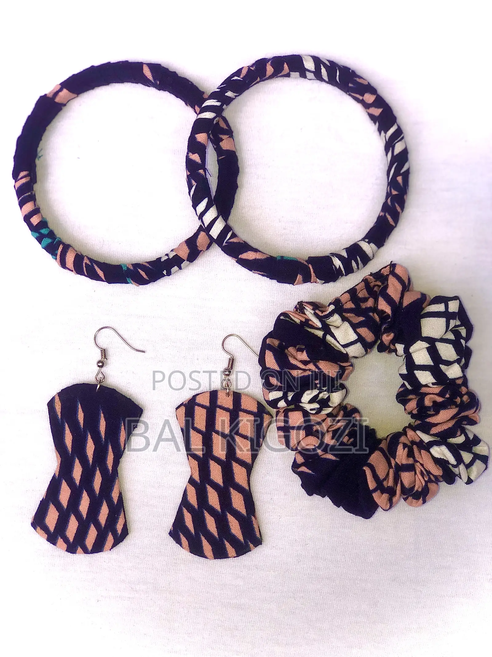 Bangles, Earrings, Scrunchies Set
