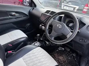 Toyota IST 2008 White
