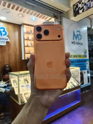 New Apple iPhone 17 Pro Max 256 GB Orange