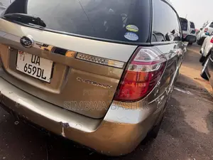 Subaru Outback 2009 Gold
