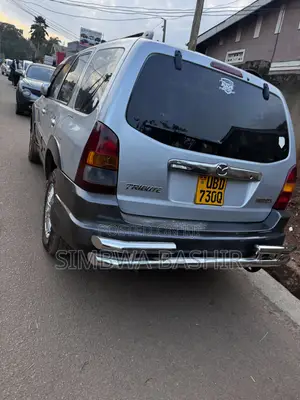 Mazda Tribute 2004 Silver