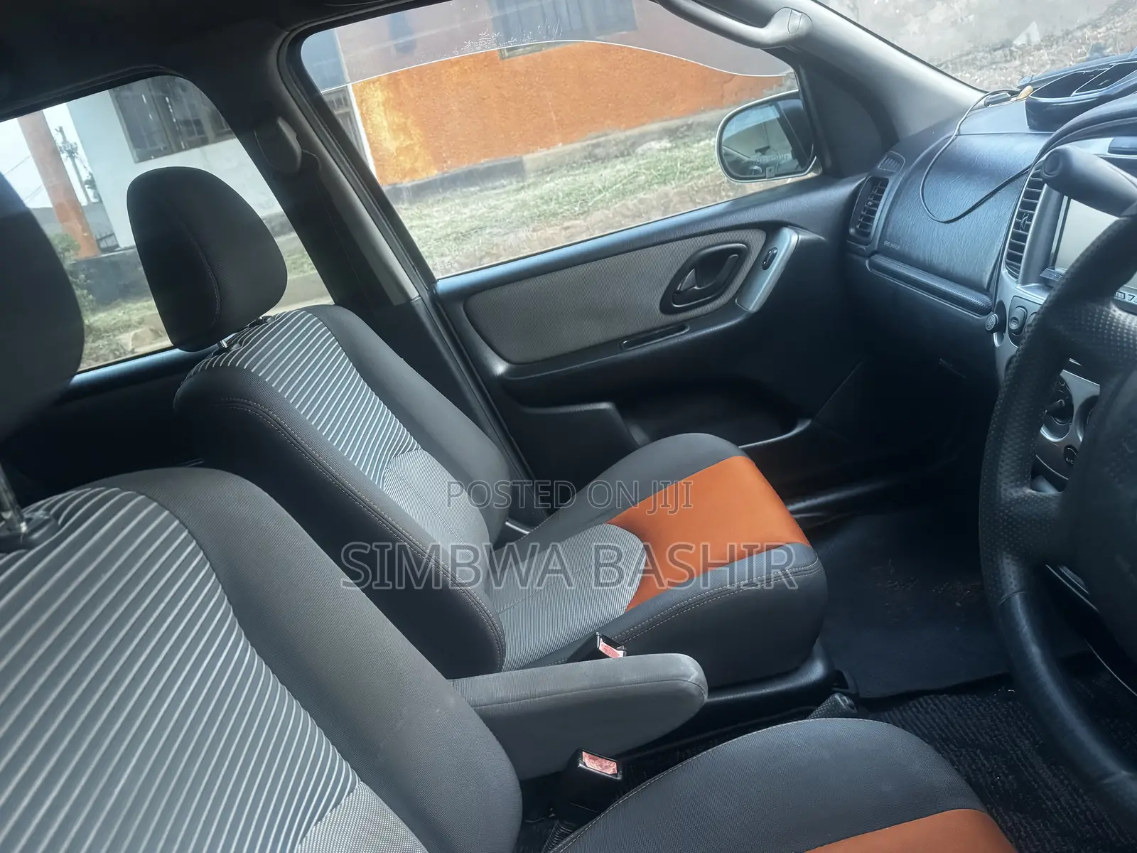Mazda Tribute 2004 Silver