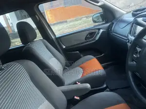 Mazda Tribute 2004 Silver