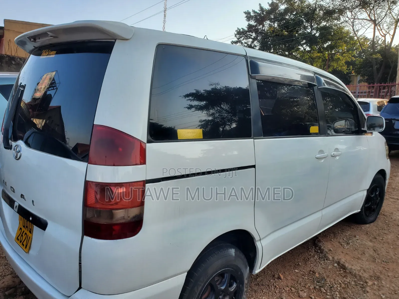 Toyota Noah 2007 White