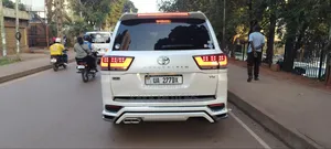 Toyota Land Cruiser 2024 White
