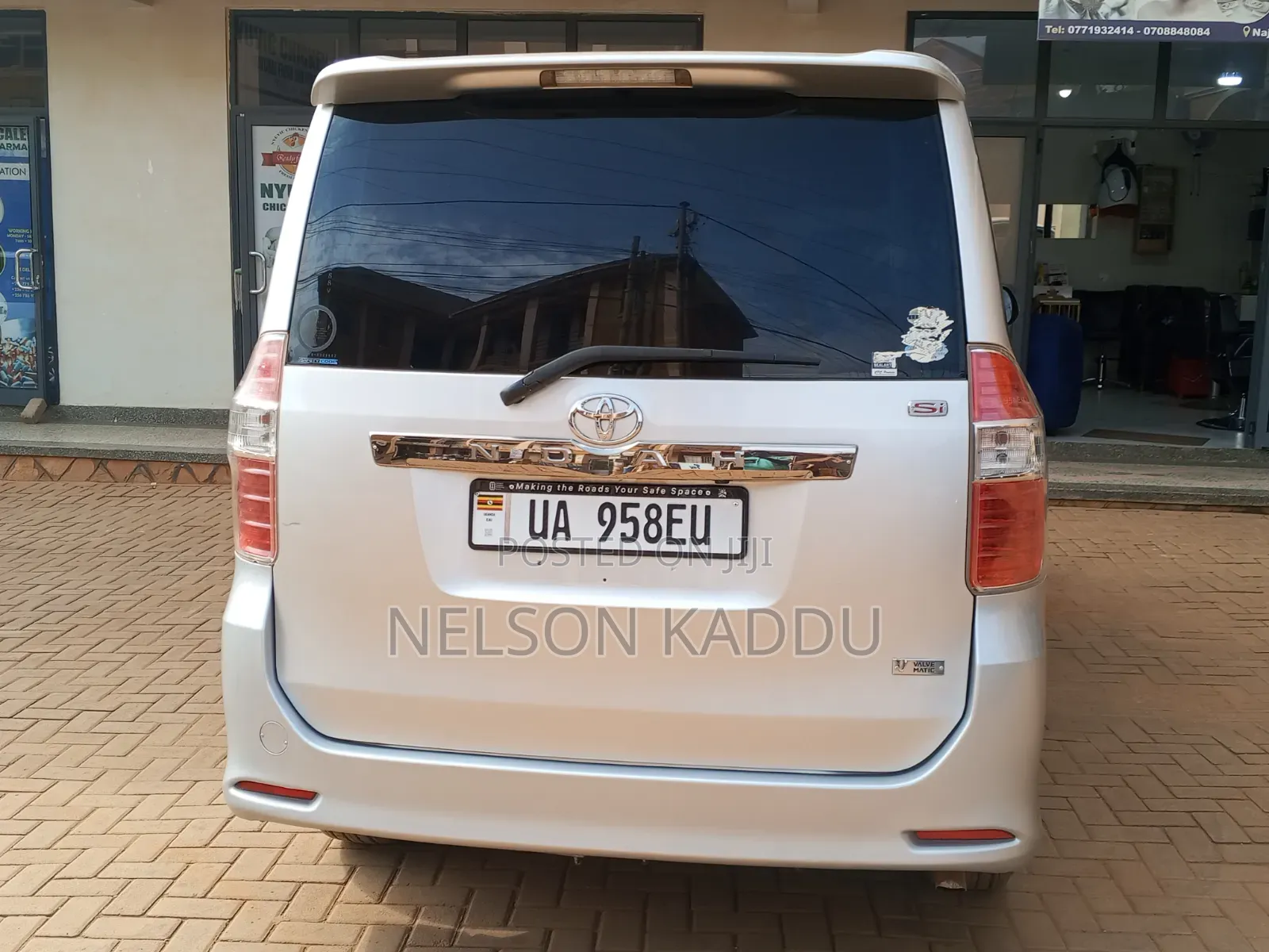 Toyota Noah 2008 Silver