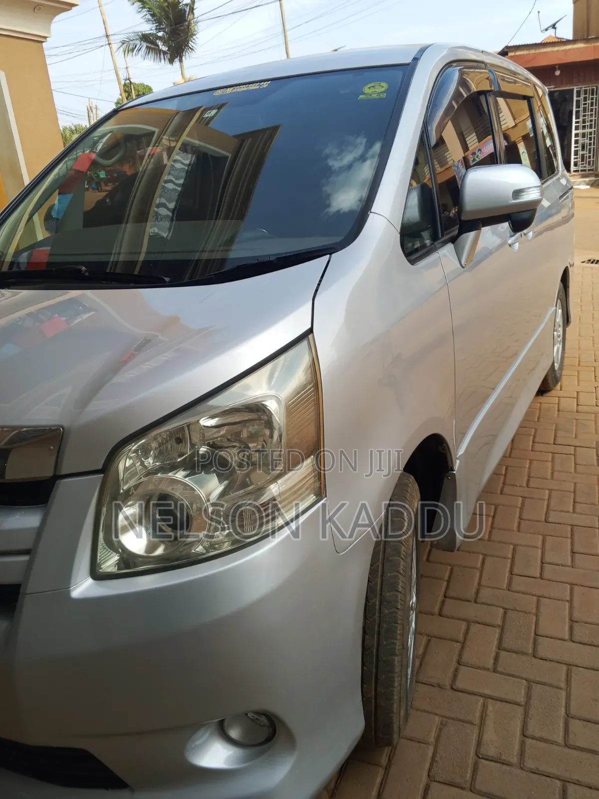 Toyota Noah 2008 Silver