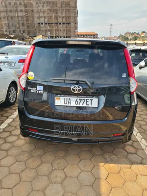 Toyota Passo Sette 2012 Black