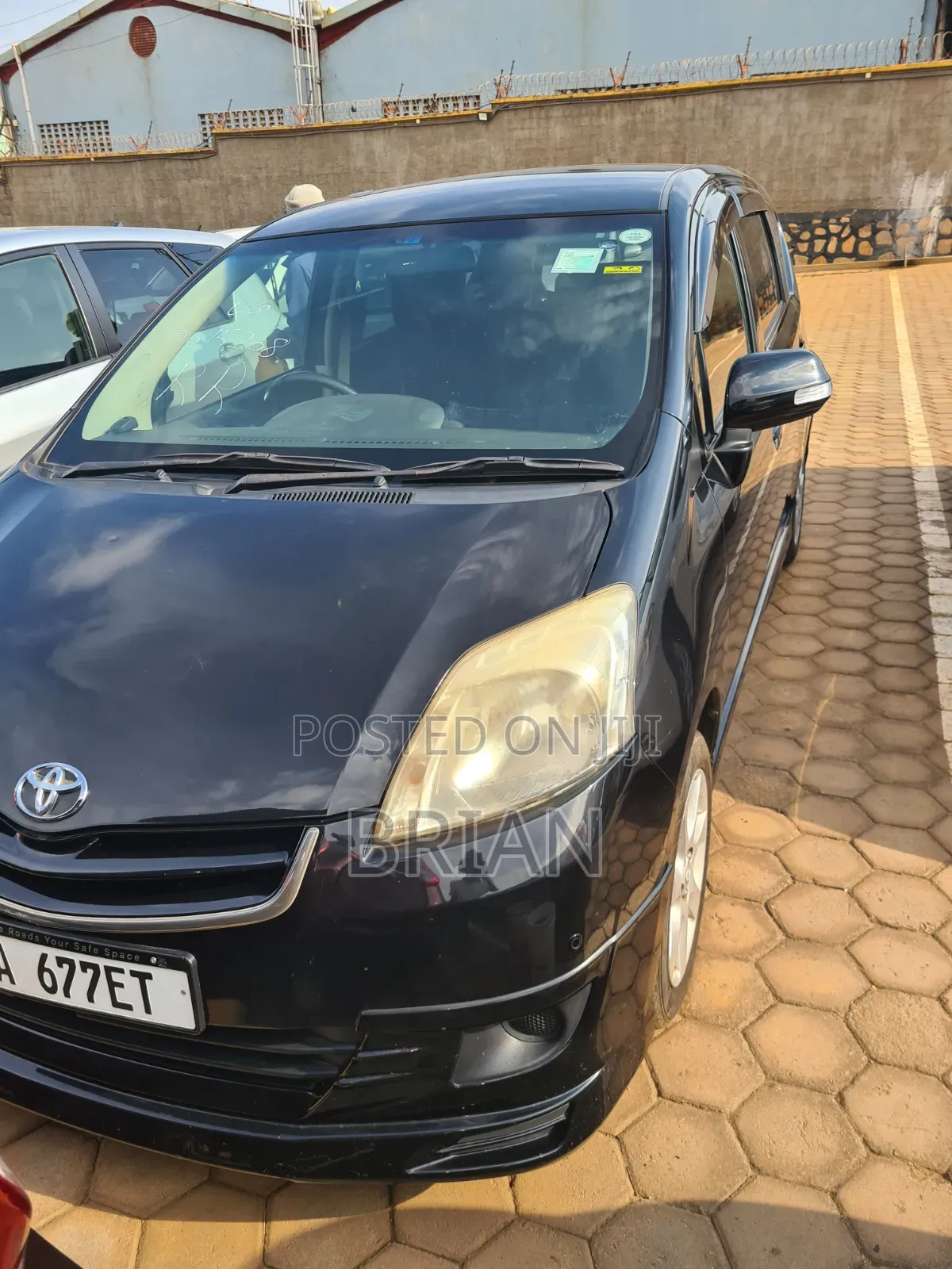 Toyota Passo Sette 2012 Black