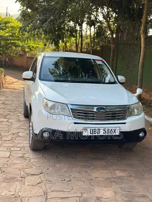 Subaru Forester 2009 White