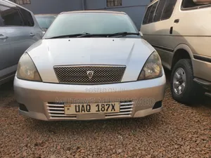 Toyota Opa 2005 Silver
