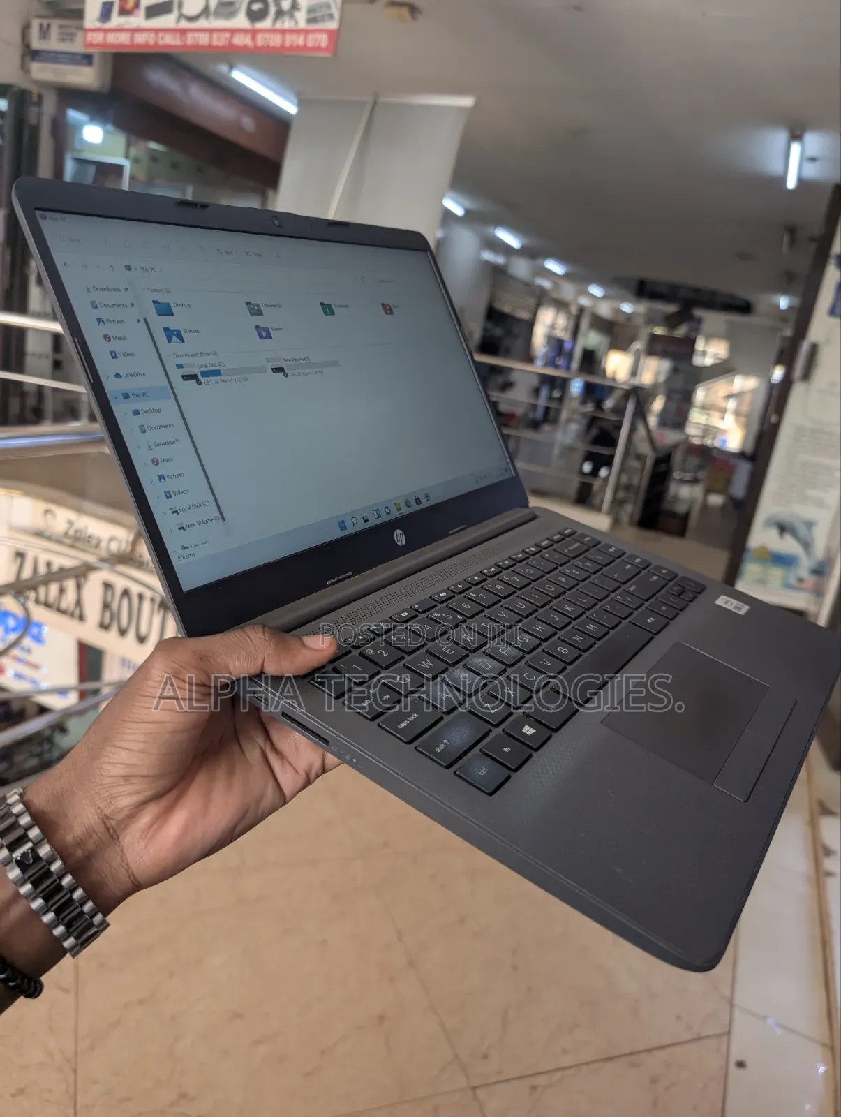 Laptop HP 240 G8 4GB Intel Core i3 SSD 256GB